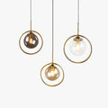 Zoey Glaspendellampa med en Metallring