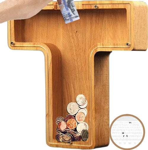 TreasureNest Myntbank | Personlig träbesparingslåda i A-Z bokstavsdesign
