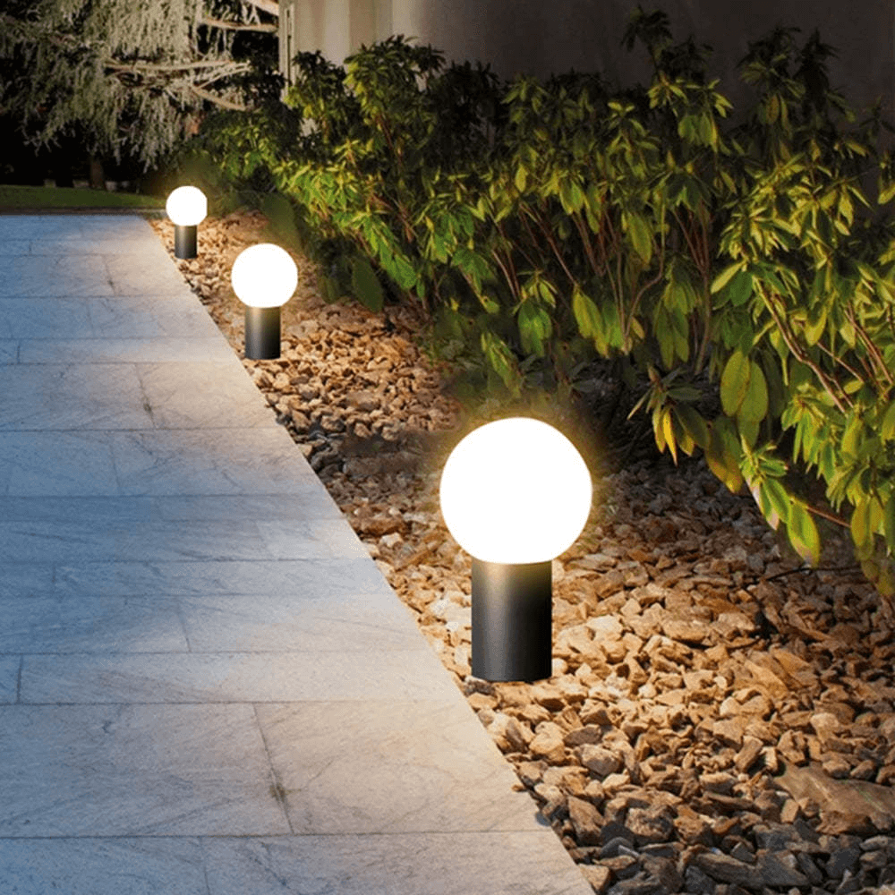 Modern LED Utomhuslampa - Trädgård & Stigbelysning
