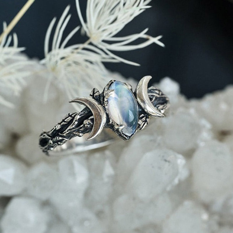 Stilren Månsten Statement Ring – Iris
