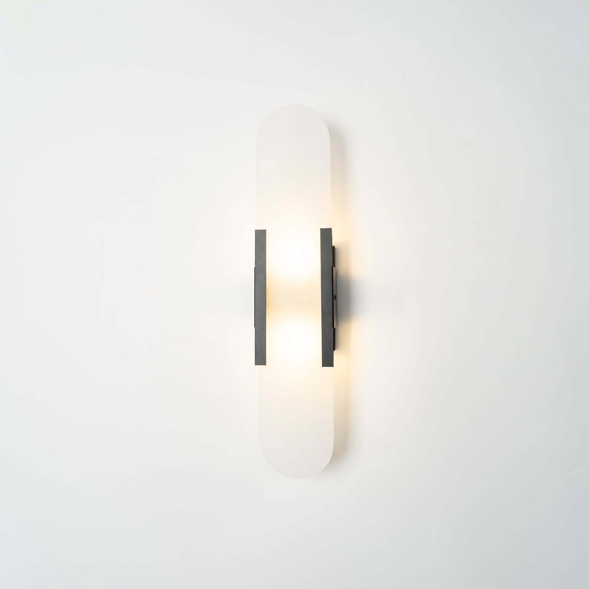 Modern Vägglampa - Alabaster & Metall