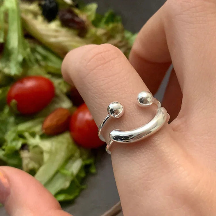 Smiley Justerbar Ring – Mila