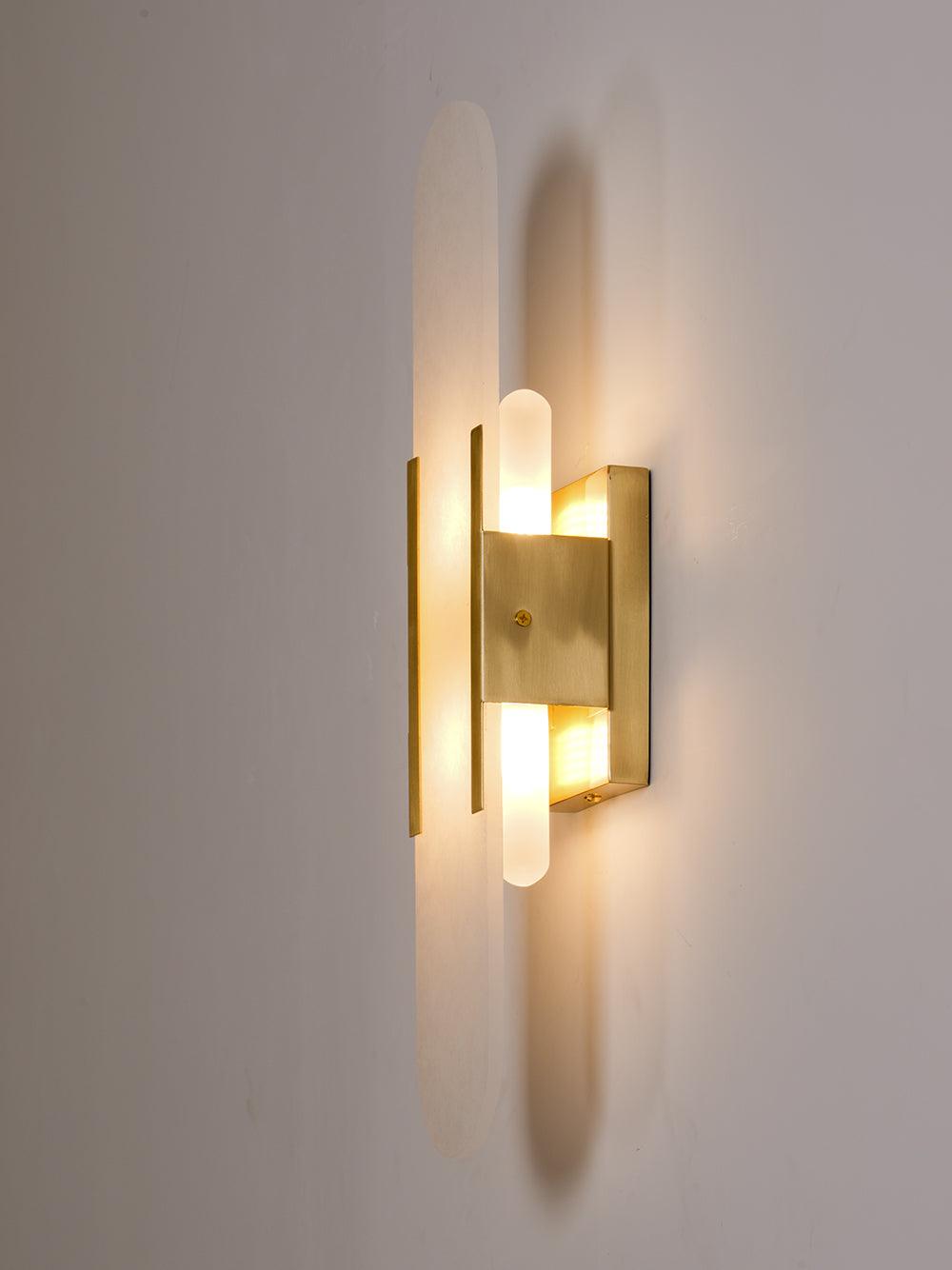 Modern Vägglampa - Alabaster & Metall