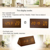 TriWood LED Väckarklocka – Funktionell och Minimalistisk Design