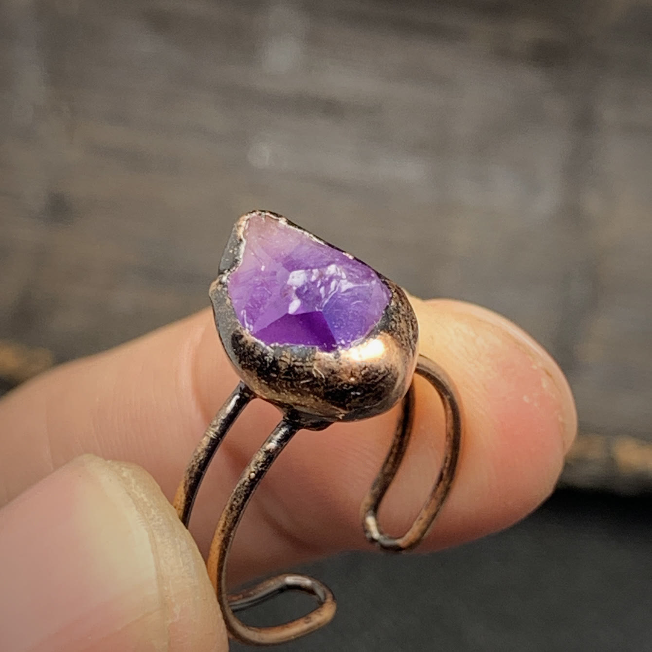 Naturlig råsten födelse ring – Selina
