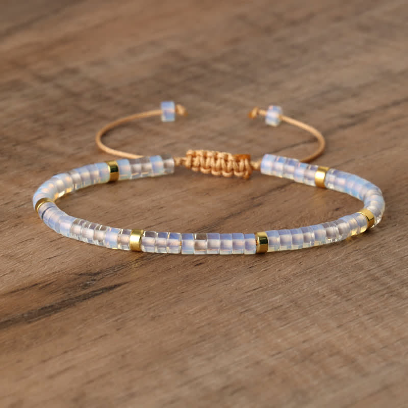 Flätad Armband med 2.4 mm Naturstenpärlor – Seraphina