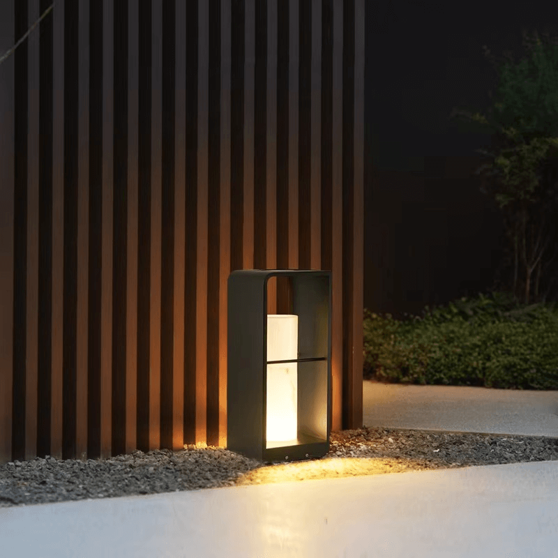 Solenergi Utomhuslampa - Stilig Trädgårdsbelysning