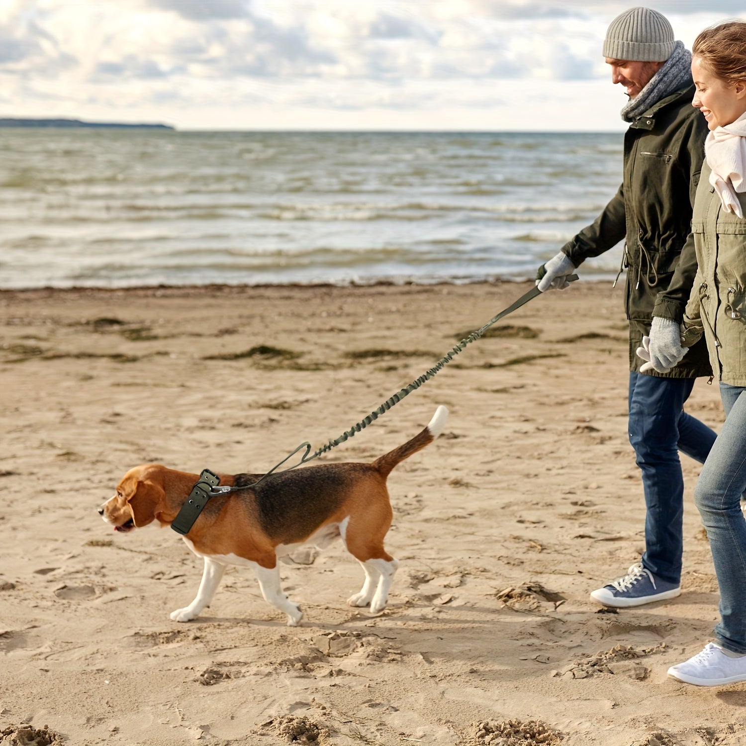 Justerbar Nylon Hundhalsband – Komfort och Kontroll för Stora Hundar