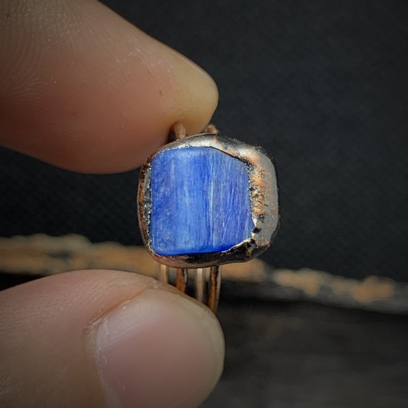 Naturlig råsten födelse ring – Selina