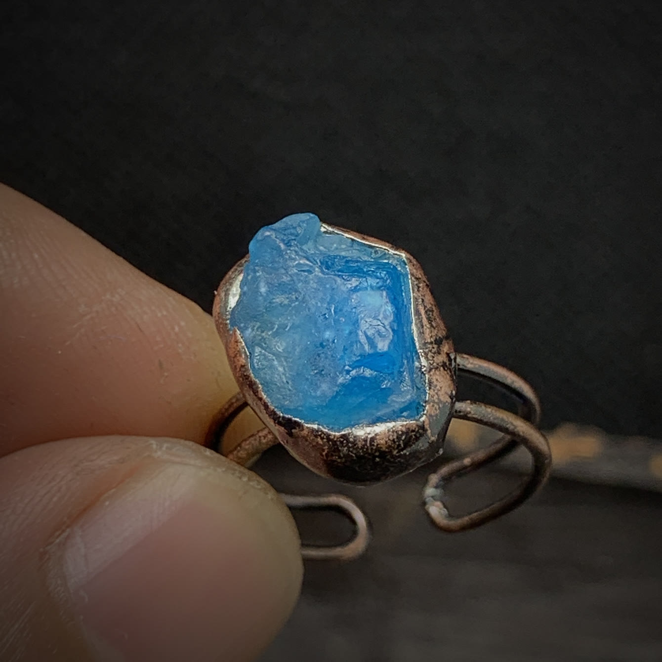 Naturlig råsten födelse ring – Selina