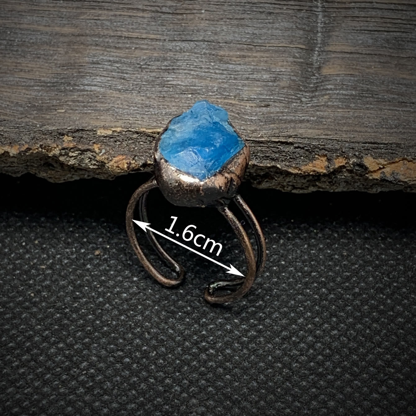 Naturlig råsten födelse ring – Selina