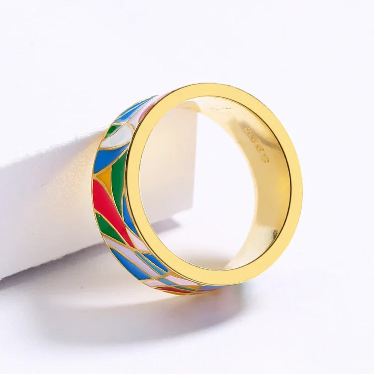 Klassisk Emalj Zirkonia Ring – Nadia