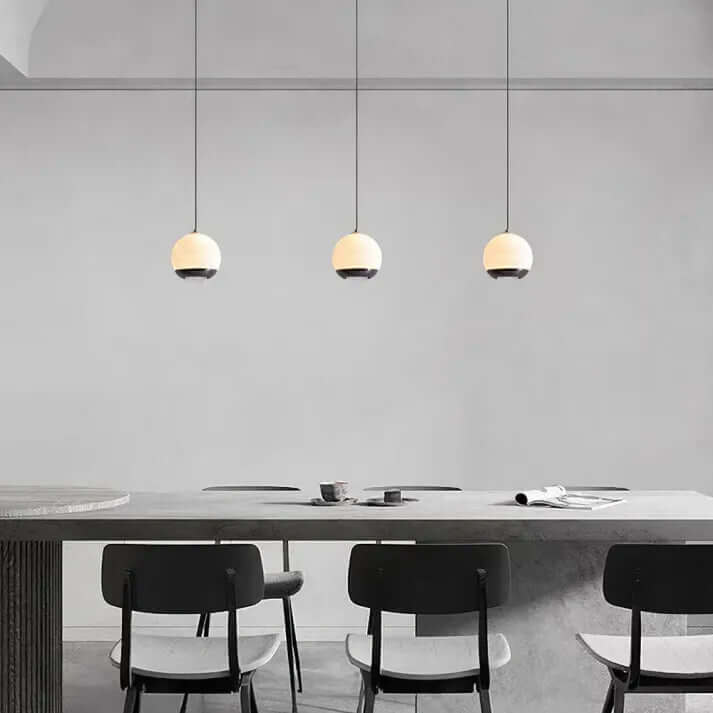 Taklampa - Alabaster Glas Boll med Marmor Fot