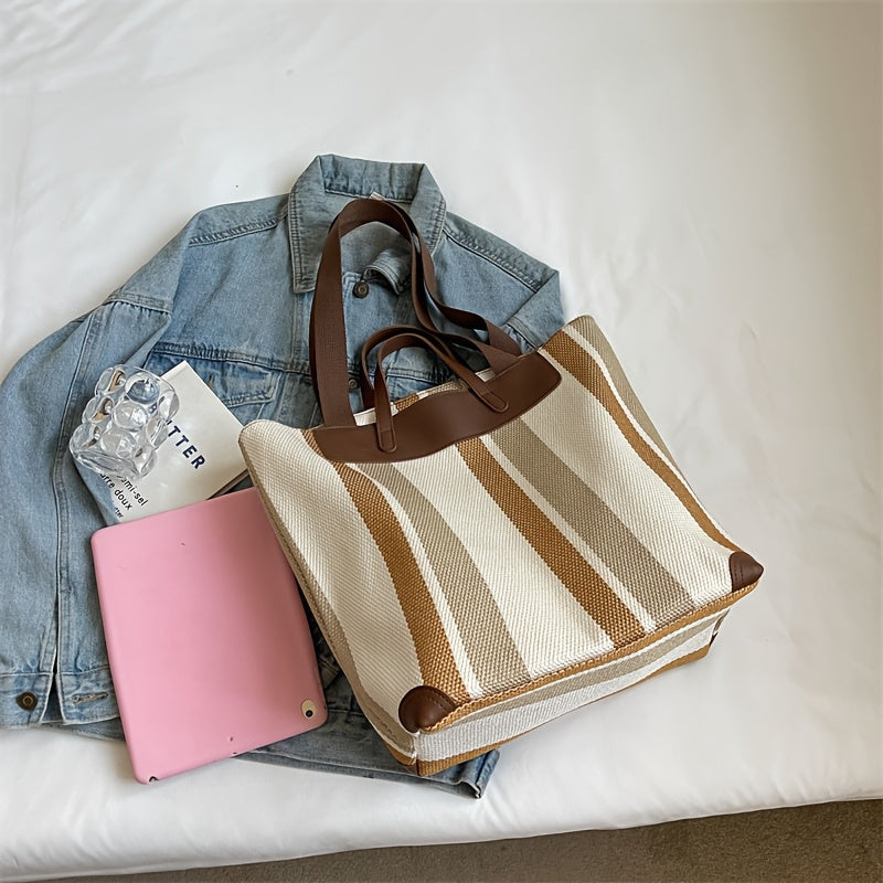 MetroStripe Casual Tote – Funktionalitet och Design