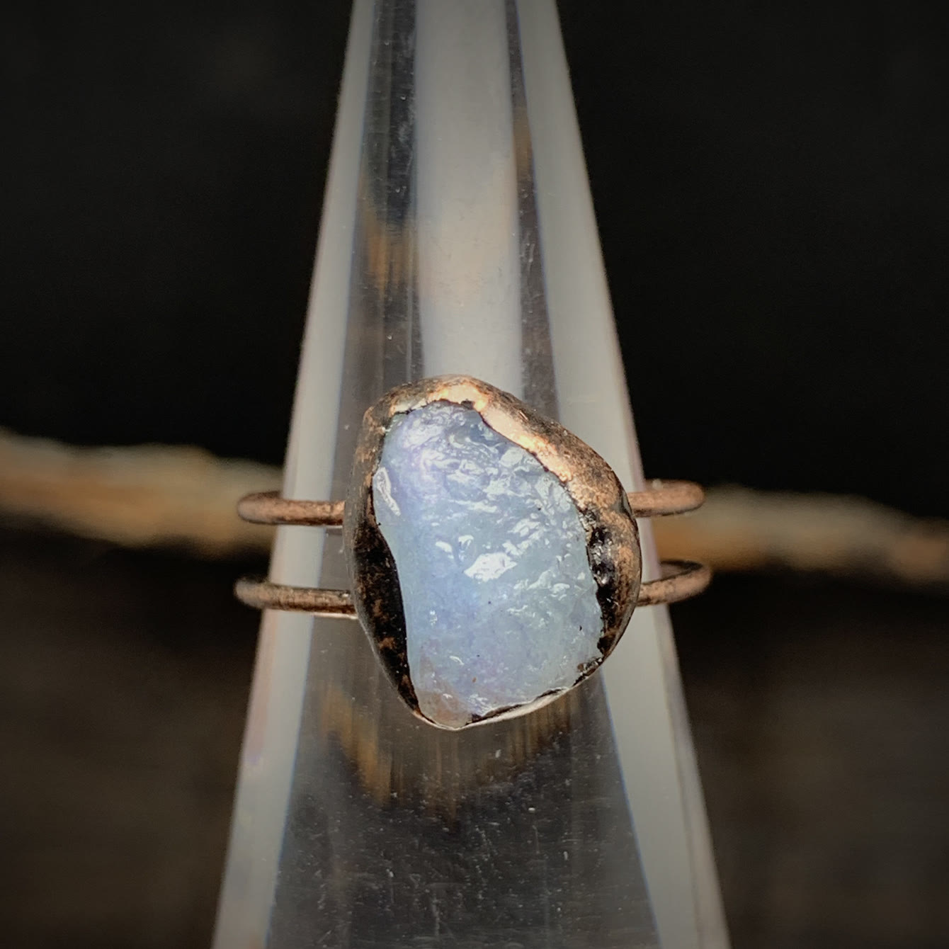 Naturlig råsten födelse ring – Selina