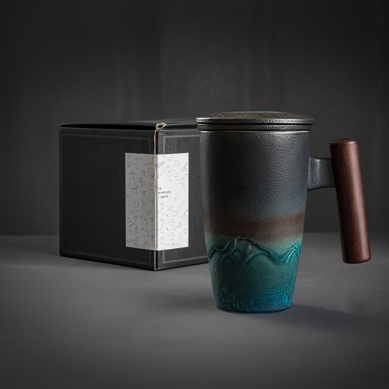 Handgjord Keramisk Te Mugge med Sil – Äkta Design och Praktisk Användning