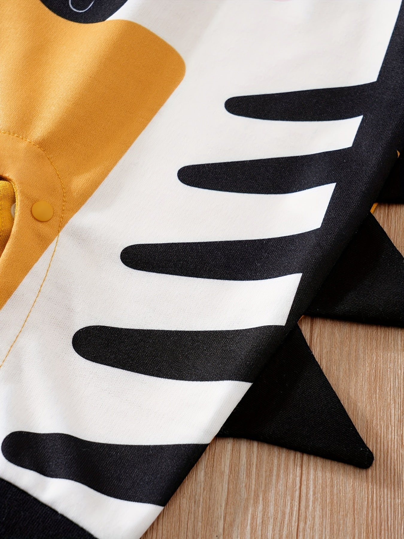 Söt Zebra Romper för Spädbarn – Perfekt för Utomhusäventyr på Våren och Hösten