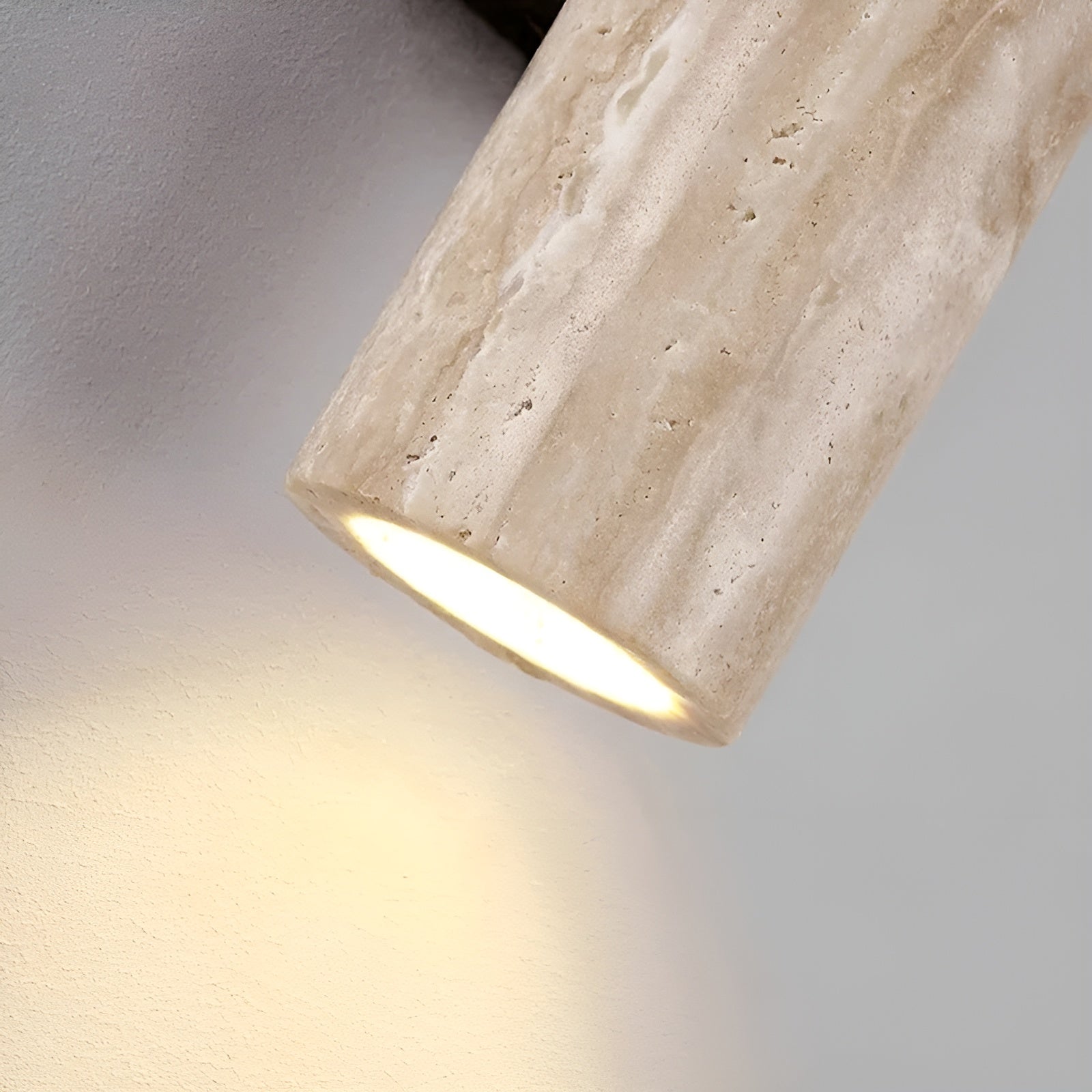 Vägglampa | Stilig Belysning | Travertin Design