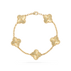 LuxeAura Armband - Raffinerad Elegans och Tidlös Charm