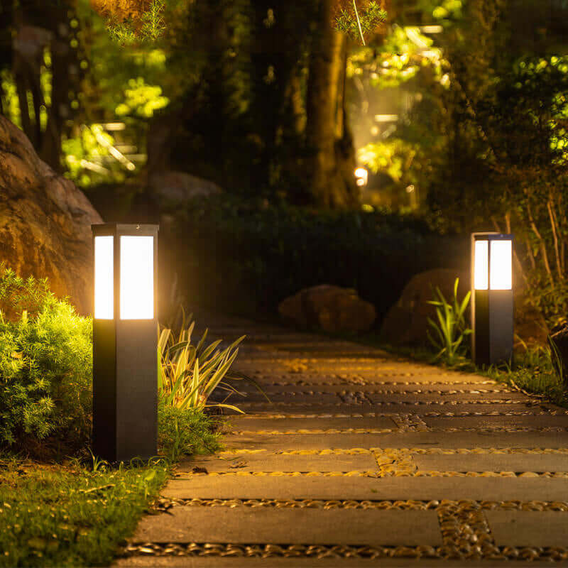 Modern Utomhuslampa - Fyrkantig LED Trädgårdslampa