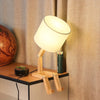 Modern Trä Bordslampa – Flexibel Design och Stämningsbelysning