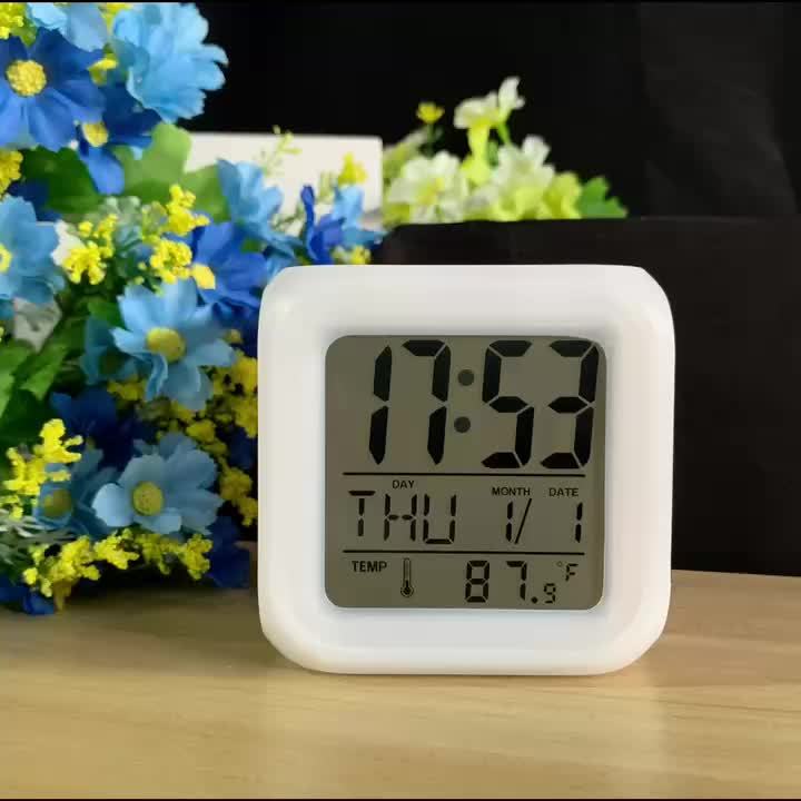 LED Digital Väckarklocka med Temperaturvisning – Tyst och Luminös för Alla Rum