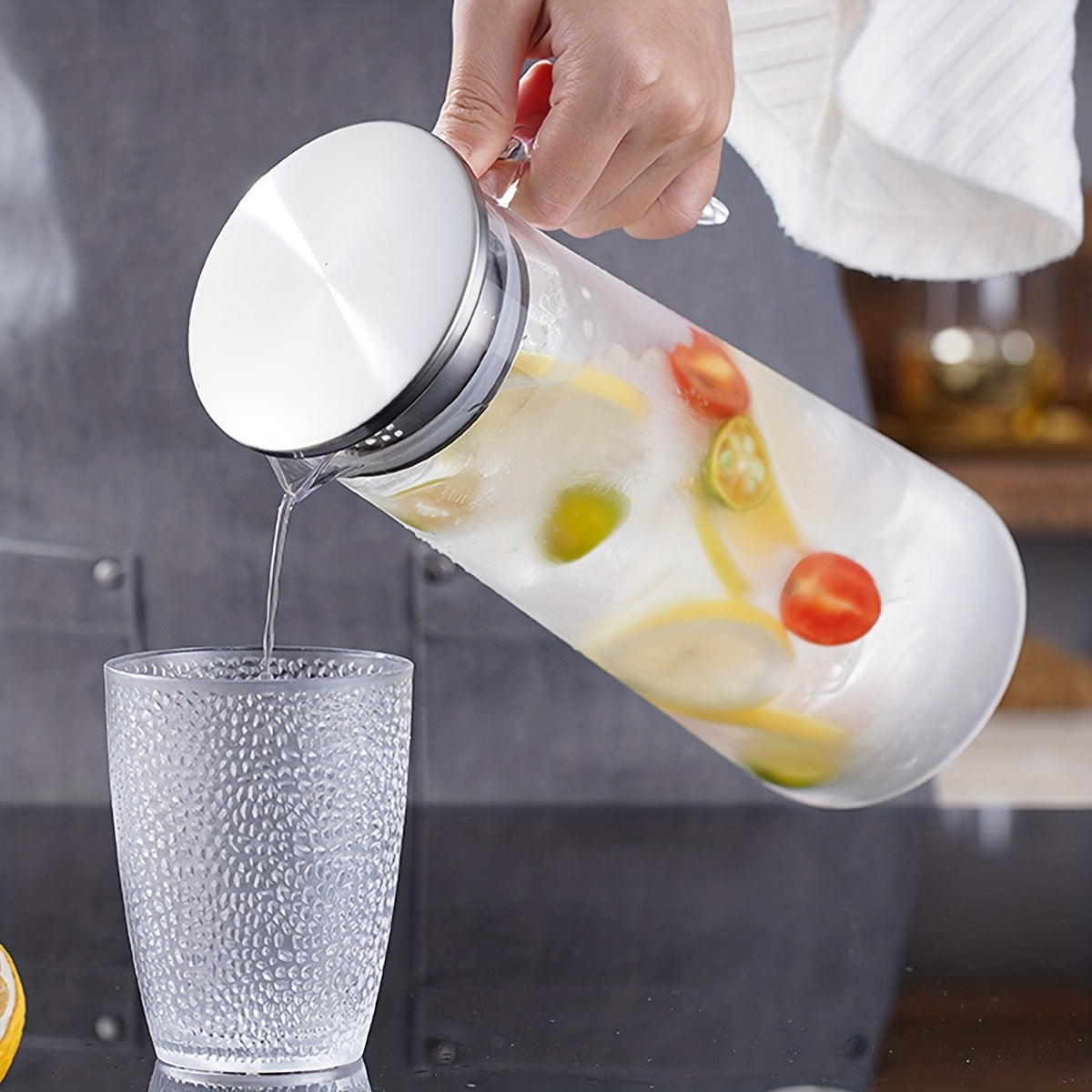 Glasvattenkanna med Lock – Idealisk för Juice, Bubble Tea och Uppfriskande Sommardrycker