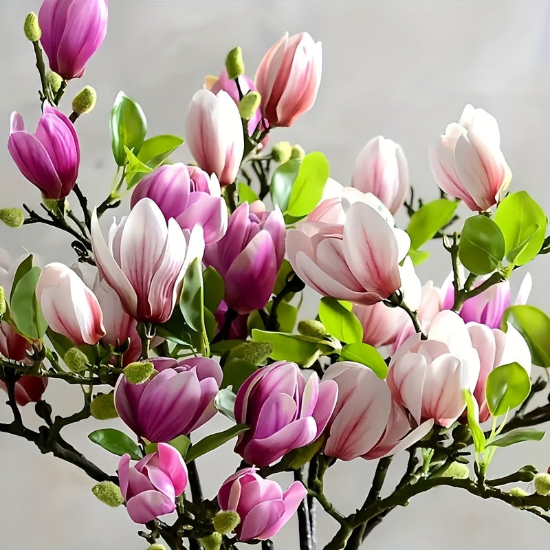 Set med 4 Realistiska Magnol blommor – Elegant och Tidlös för Bröllop och Lyxig Dekoration