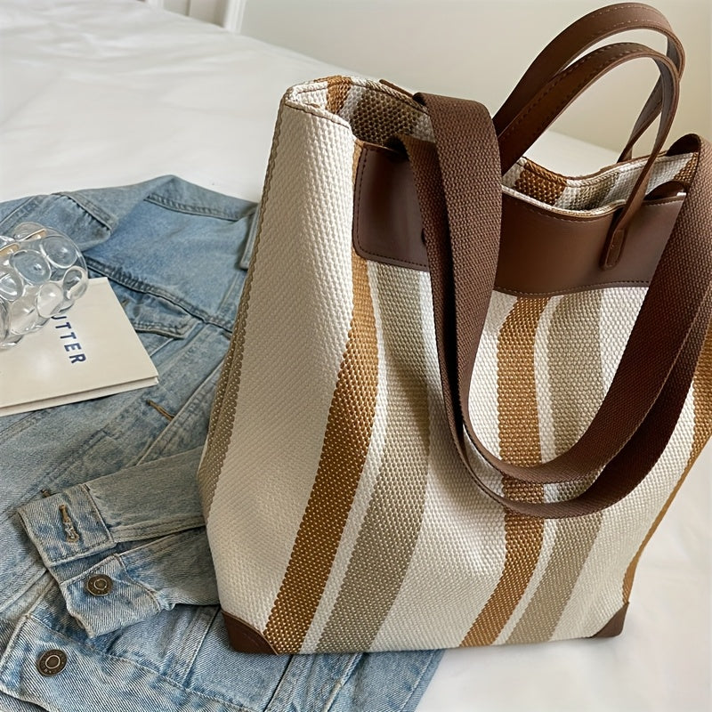 MetroStripe Casual Tote – Funktionalitet och Design