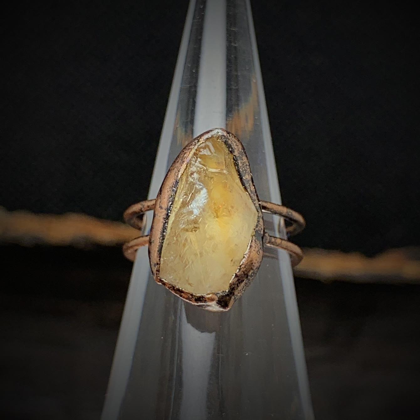 Naturlig råsten födelse ring – Selina