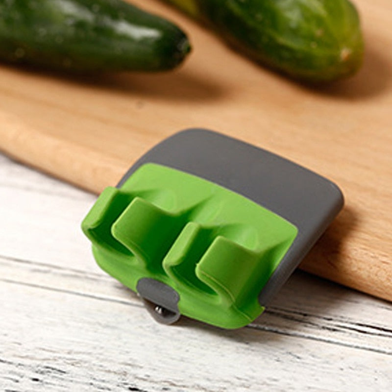 Skyddande Grönsaksskalare – FingerGuard