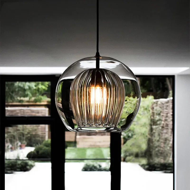 Modern Aluminium Glaspendellampa – LumaLite