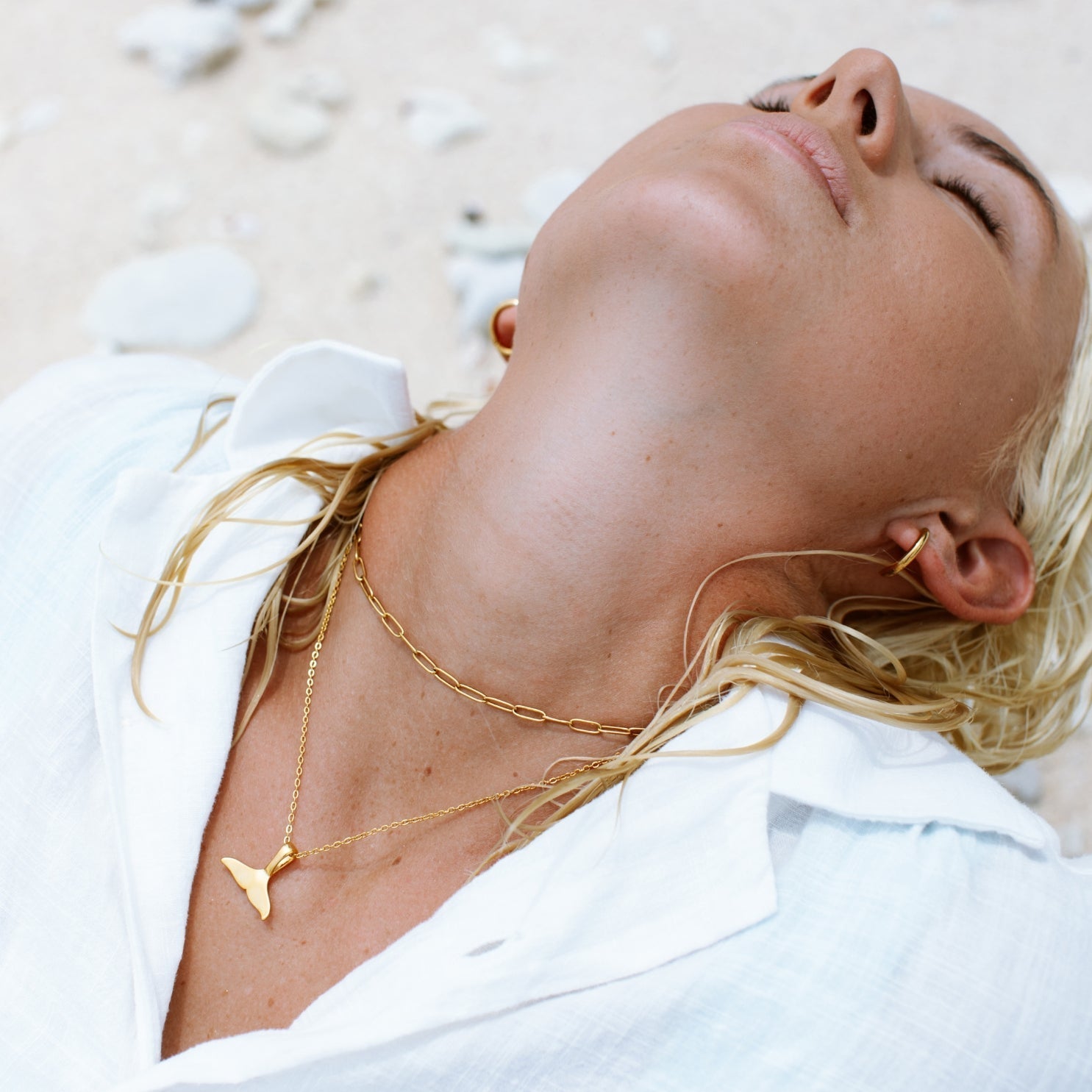 Valfjäderhalsband – Elara
