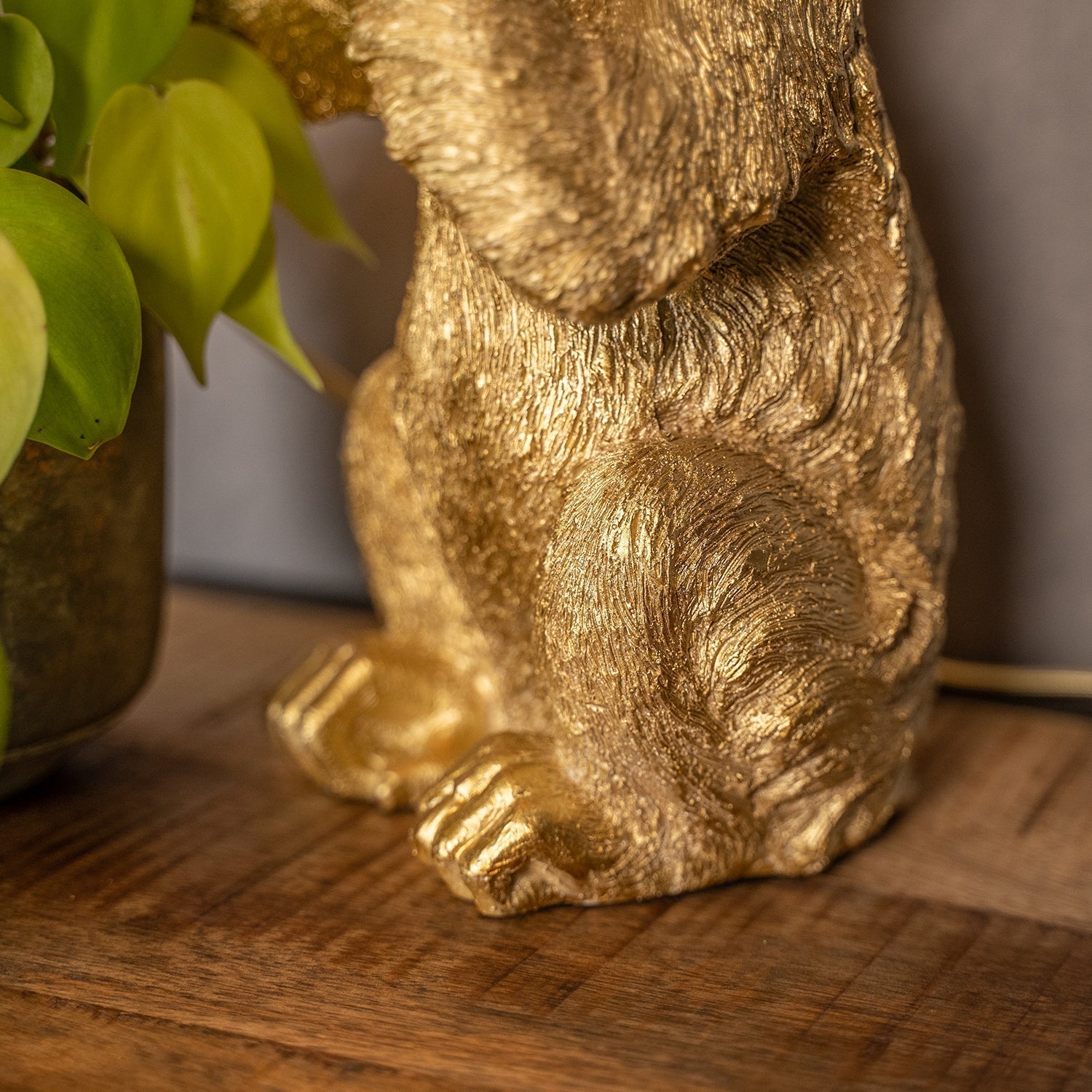 Lyxig Golden Monkey Bordslampa – GoldenChimp