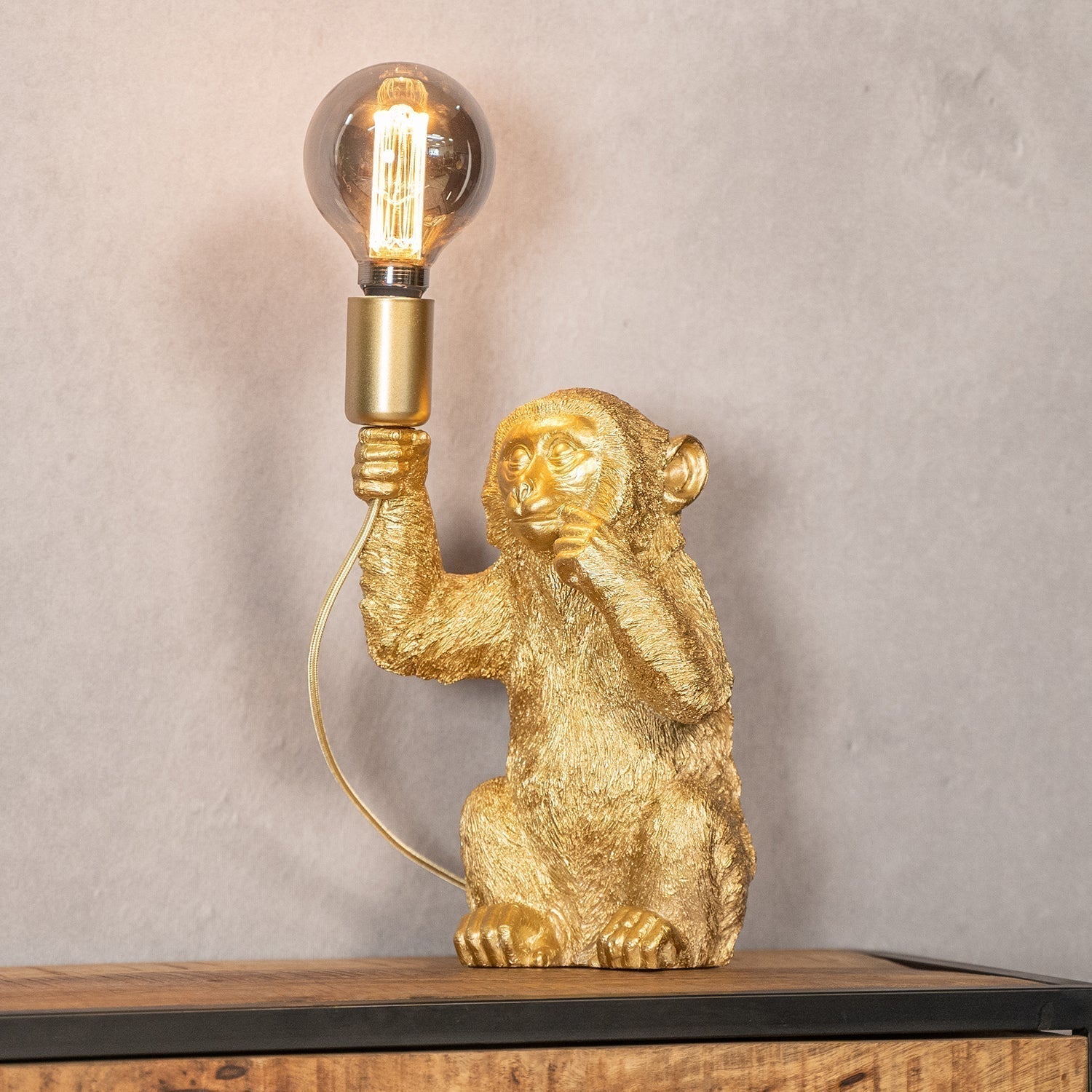 Lyxig Golden Monkey Bordslampa – GoldenChimp