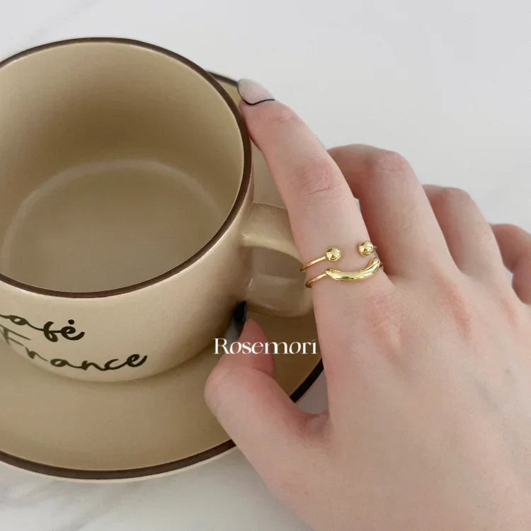 Smiley Justerbar Ring – Mila
