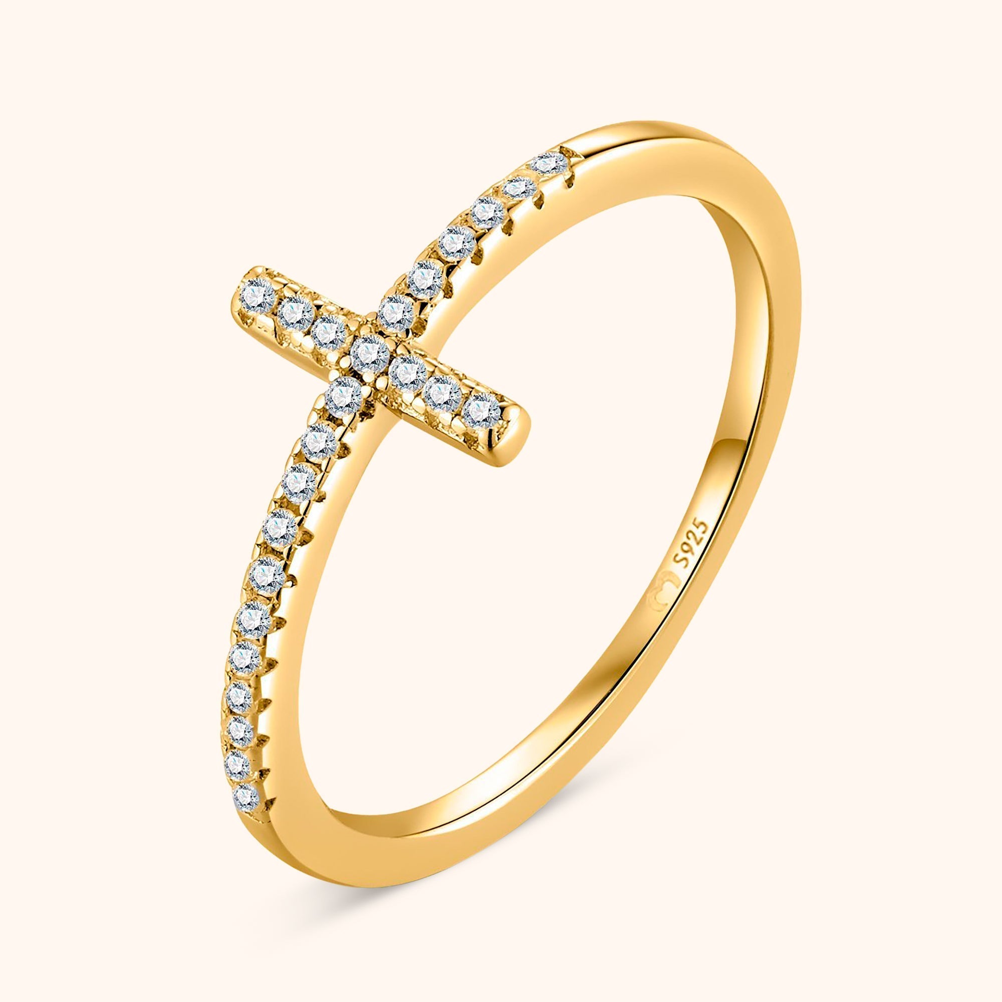 Stilig Ring med Zirkonia Kors – Tro
