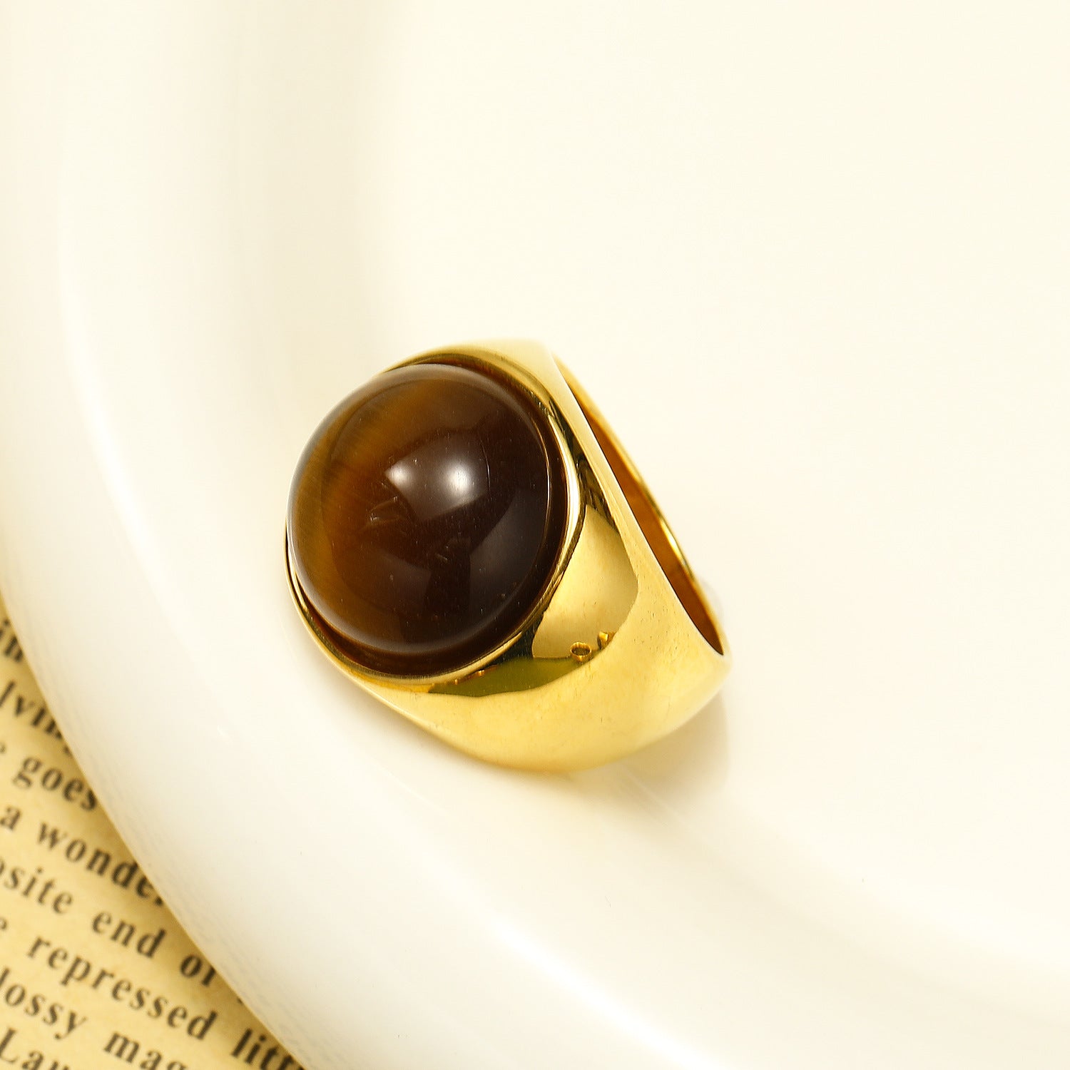 Stor Kattöga Ädelsten Ring – Liora