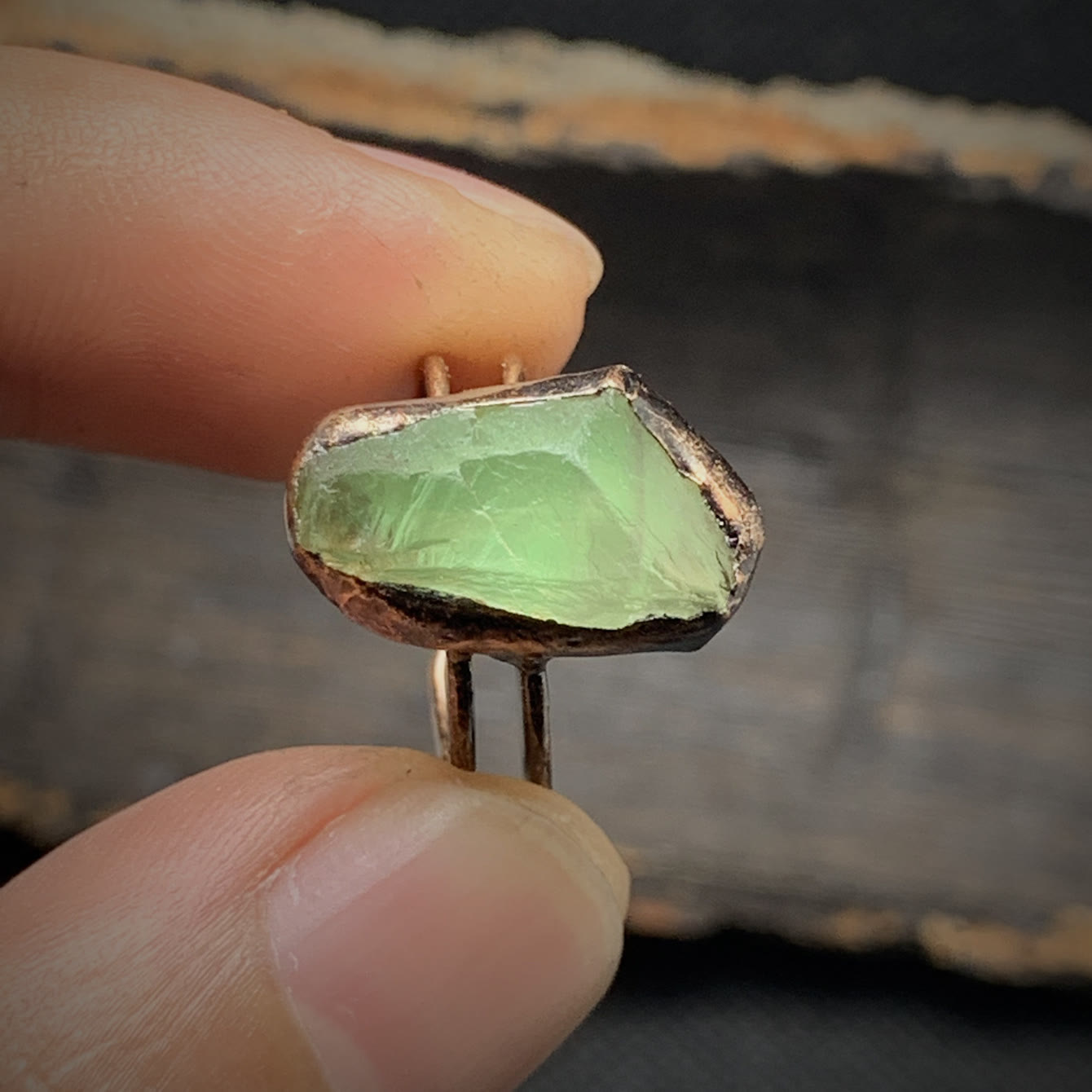 Naturlig råsten födelse ring – Selina