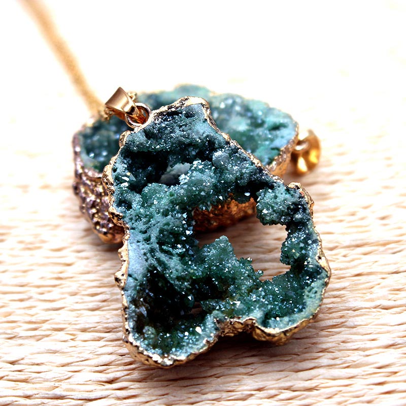 Naturlig Kristall Geode Hänge – Gaia