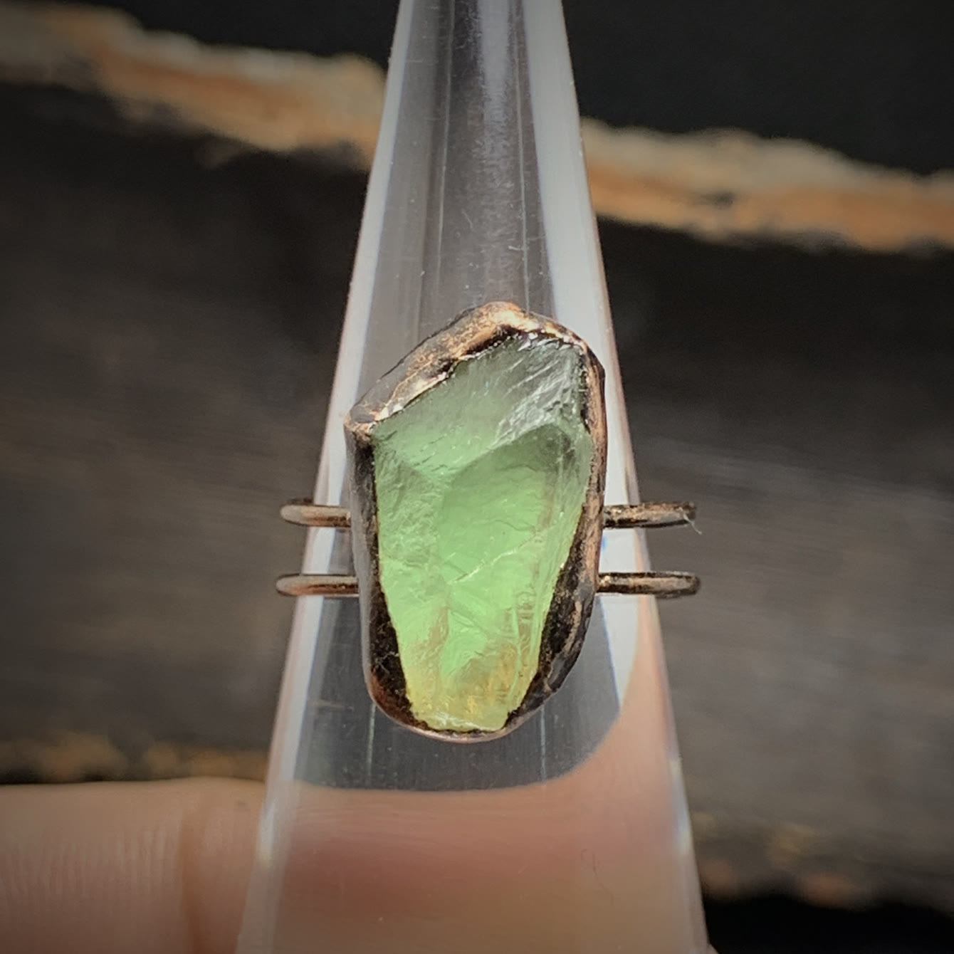 Naturlig råsten födelse ring – Selina