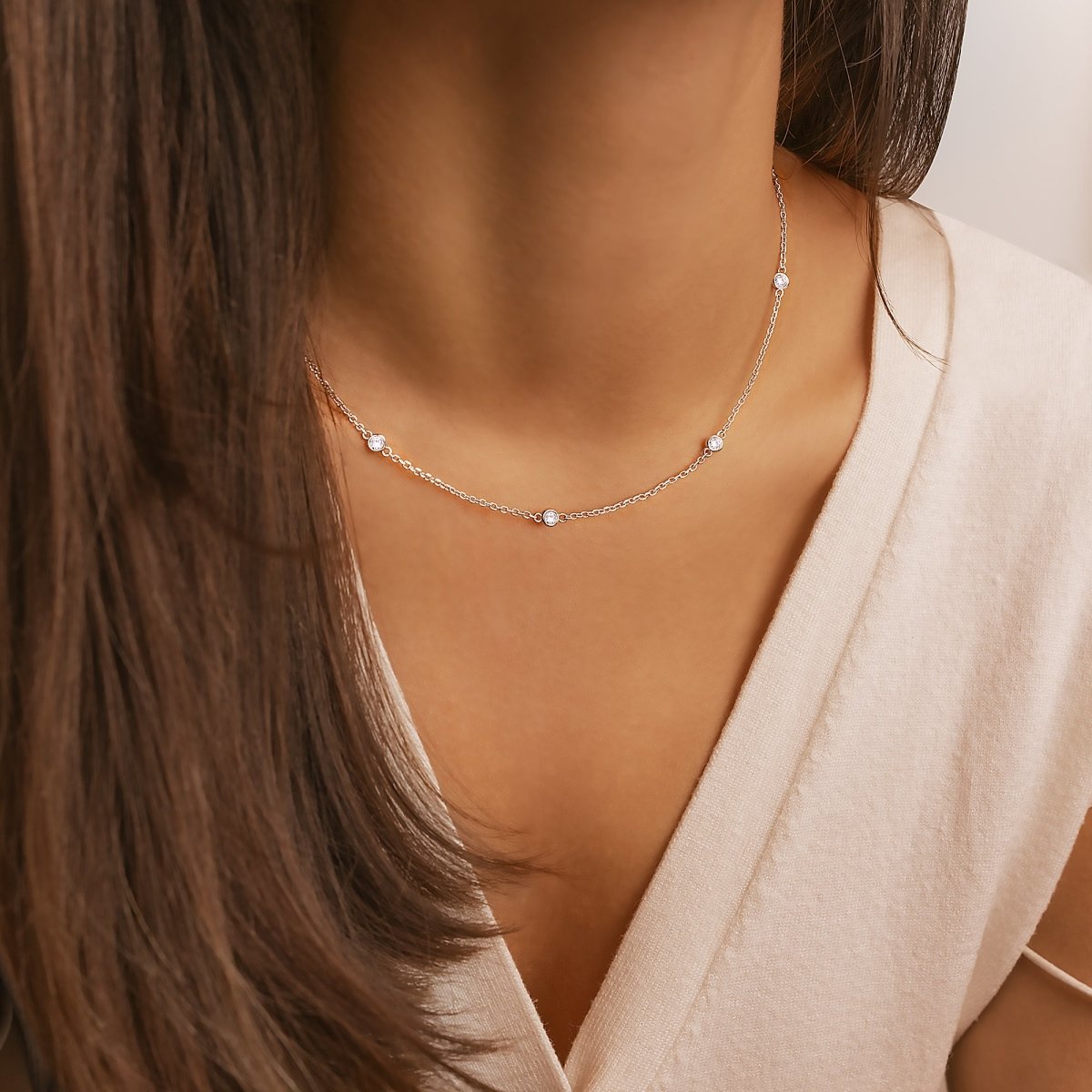 Stilig Zirkoniahalsband – Elara