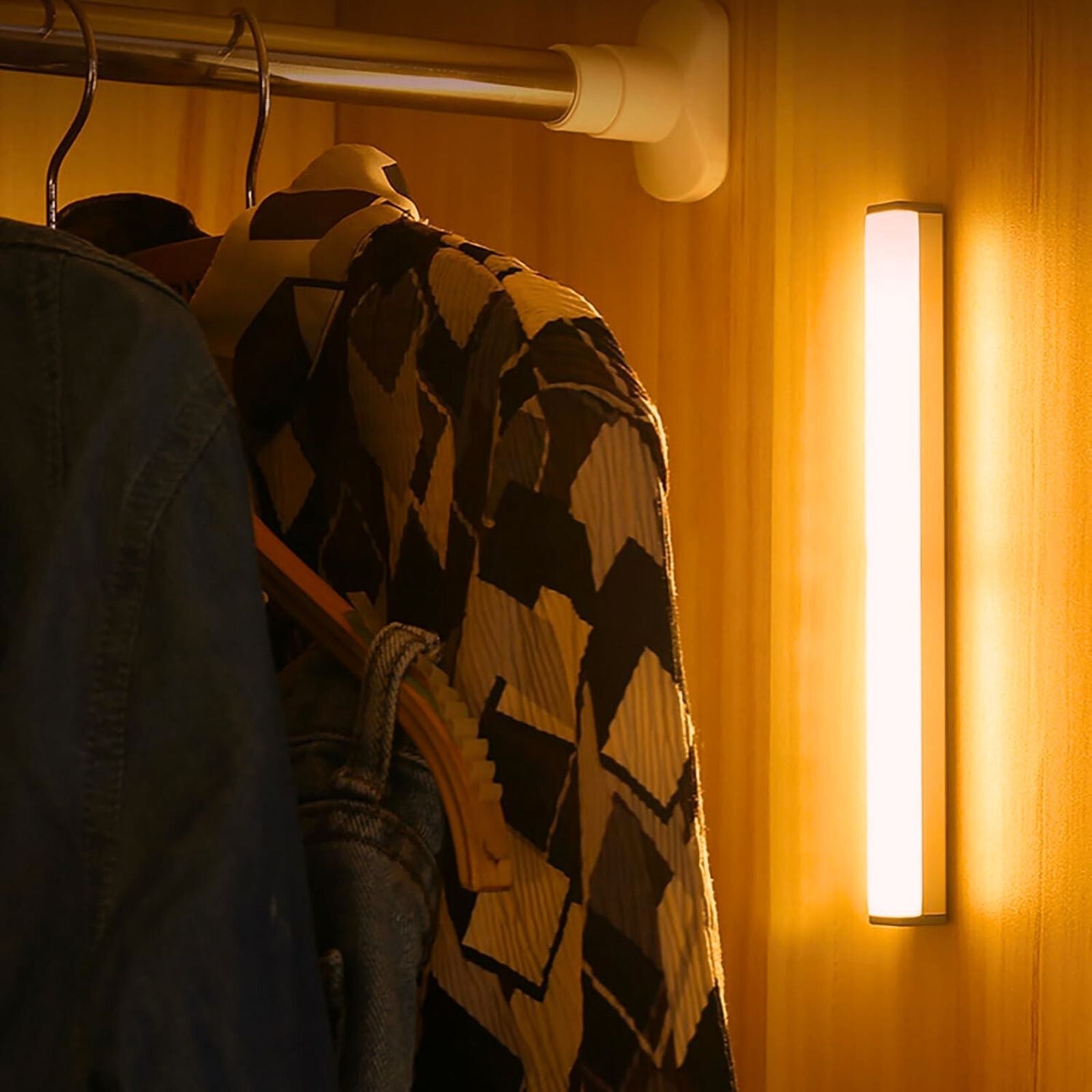 Trådlös Rörelsesensor Lampa - LumiTrack