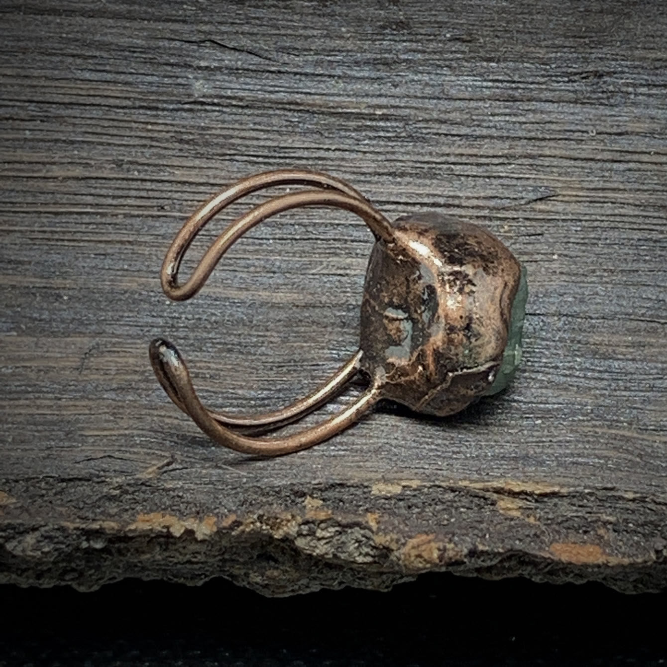 Naturlig råsten födelse ring – Selina