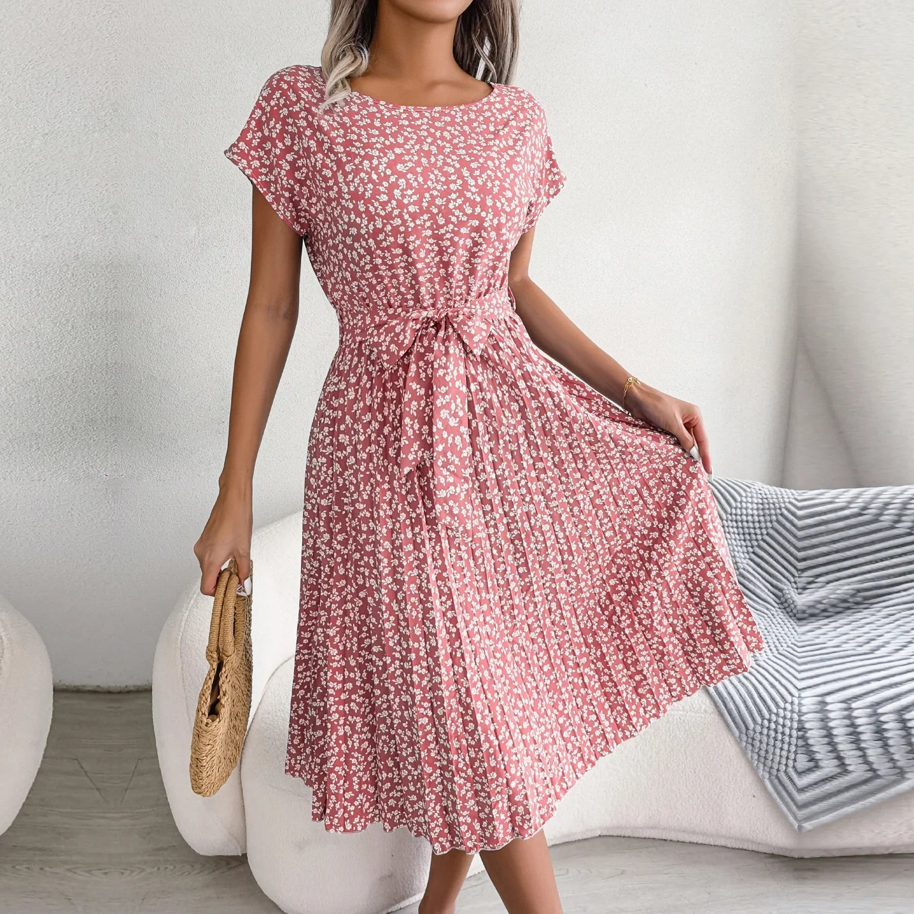 Sommarklänning Dam | Lätt och Modernt Design