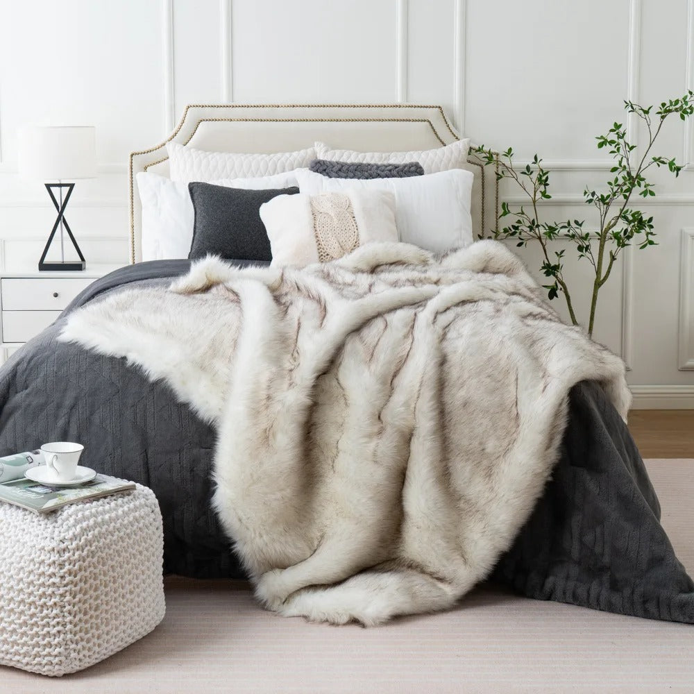 Luxe Imitationspälsfilt - Värme & Stil för Ditt Hem