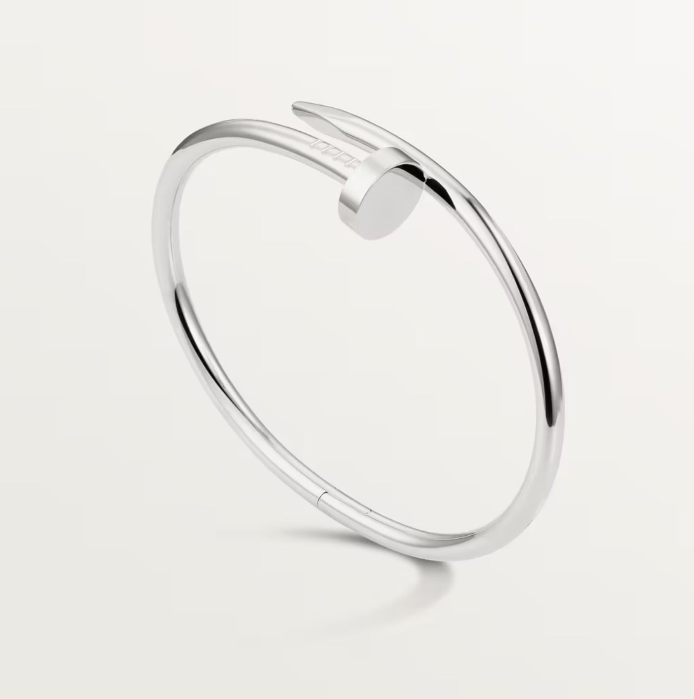 Minimalistiskt Silverarmband - Tidlös Design | Lyxiga Accessoarer
