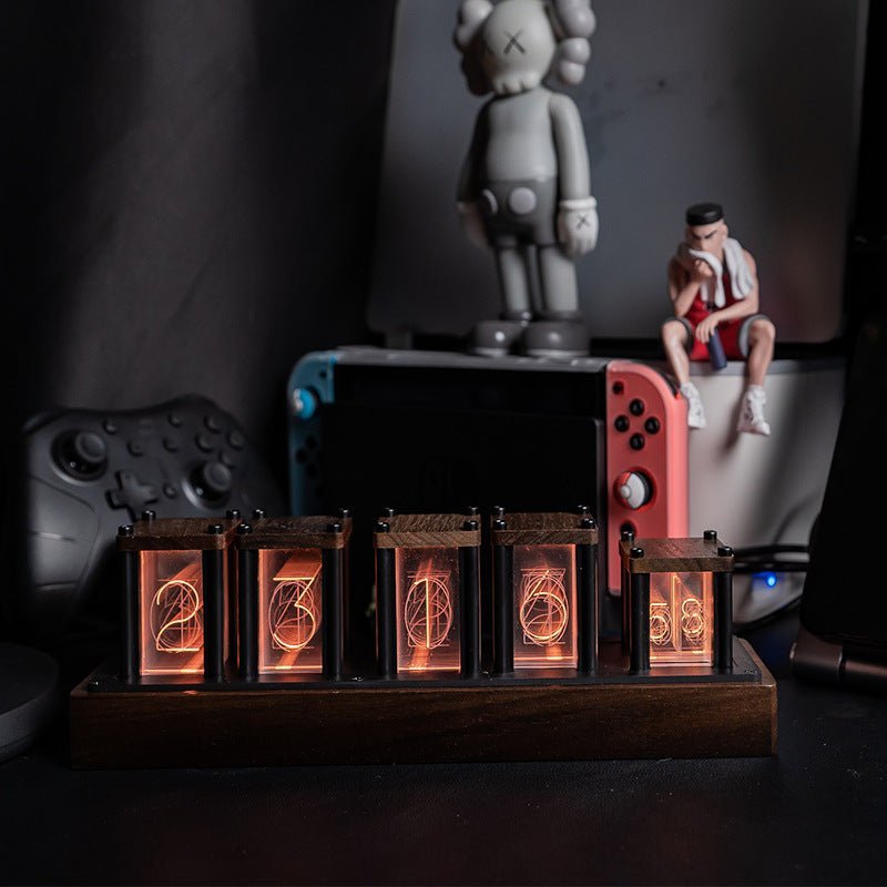 Vertikal LED Nixie Skrivbordsklocka – Chronix