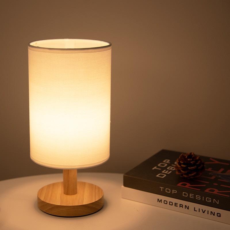 Modern Trä Nattduksbord Lampa | Dimbara & Fjärrkontroll