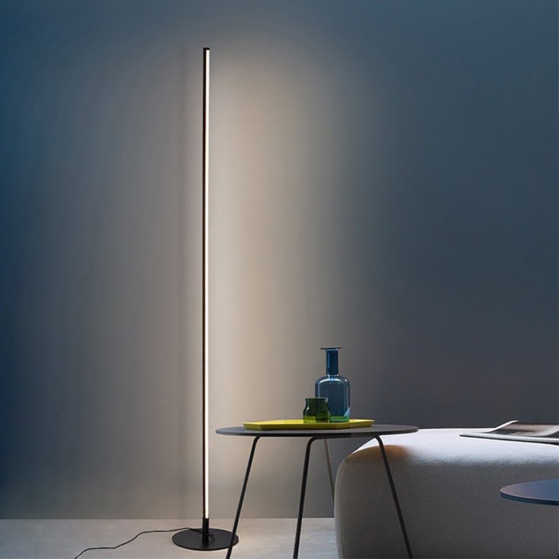 LED Golvlampa - Fjärrkontroll - Modern Design
